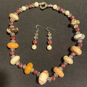 🍁Vintage stone statement necklace & earrings set🍁